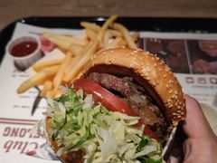 -The Habit Burger Grill 哈比特汉堡(复兴soho店)