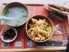 秘制凉皮-驴世家驴肉火烧·凉皮·胡辣汤(五道口店)