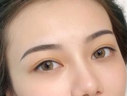-七月美睫 美甲