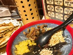 -钢管厂五区小郡肝串串香火锅(梅川路店)