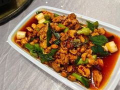 宫爆鸡丁-贵阳味道(未来方舟店)