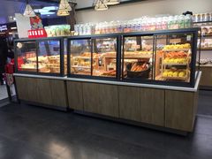 面包甜点陈列柜-仟吉KenGee(国贸360店)