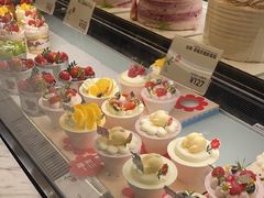 -花花卷卷·鲜食蛋糕(泉屋店)