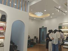 -海星奢选二手奢侈品手表包包鉴定回收寄卖(墨玉南路店)