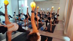 -亚太瑜伽普拉提学院