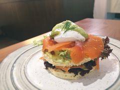 三文鱼水波蛋松饼-AFS Cafe & Canteen(闽江二路店)