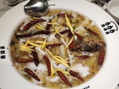 -渔语鱼酸菜鱼新川菜(来福士店)