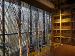 -新华里咖啡书吧(新华书店小寨店)