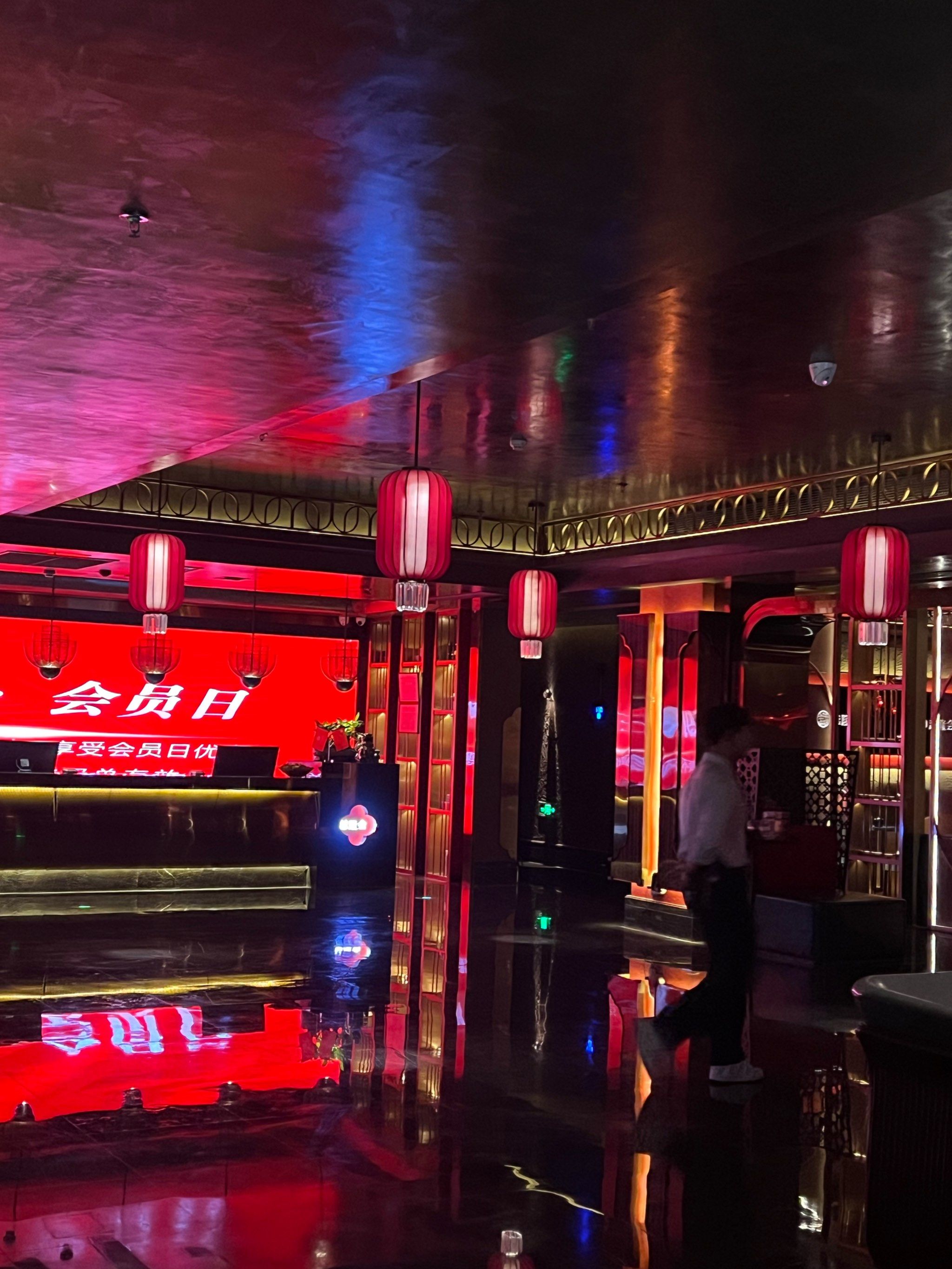 我最近去了一家足浴店,它的服务效果非常棒