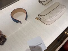 -LV路易威登(贵和购物中心店)