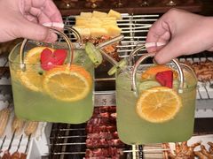 -麦凯伦烧烤·精酿超级工厂店(金桥总店)