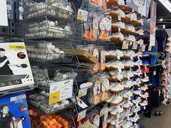 -迪卡侬(西三旗店)