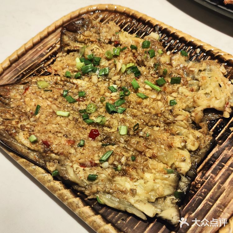 杭州美食丨🌶️牛蛙鱼头锅太过瘾啦