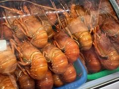 -亚龙湾亚泰商业街