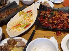 -隔壁老王·家常云南菜(花巷店)