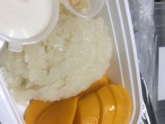 -陈记甜品窝(中山北路店)