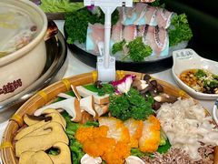 -土连锅·现熬养生汤锅(梁家巷店)
