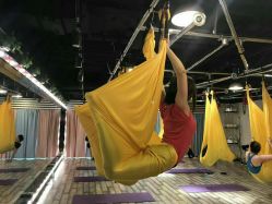 -STUDIO E POLE DANCE