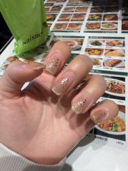 -小鸭梨影院式美甲