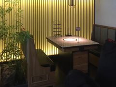 -左庭右院鲜牛肉火锅(浦江欢乐颂店)