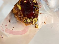 -HOT CRUSH趁热集合·现烤面包(环球港店)