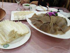 -鸿顺楼(永兴路店)