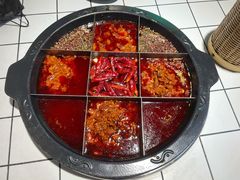 -卤校长老火锅(绿地468店)