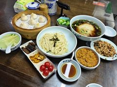 -裕兴记•蟹黄面馆(人民广场店)