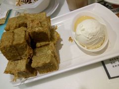 -新大咀港式茶餐厅(宝山万达店)
