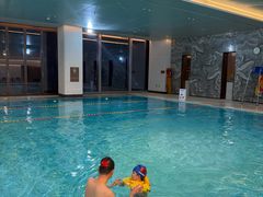 -深圳国际会展中心希尔顿酒店(前海华发冰雪世界店)
