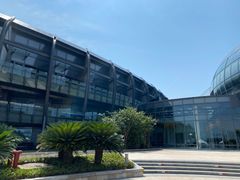 -上海滴水湖皇冠假日酒店