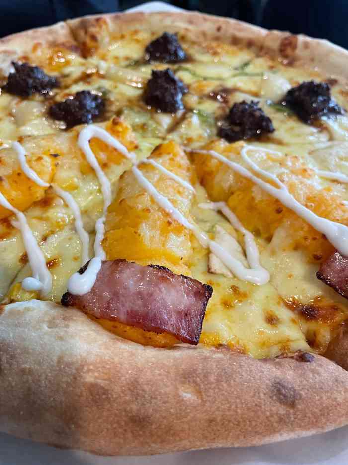 fly pizza & hoodadak chicken-"服务不错,菜量大,套餐吃不完需要打包