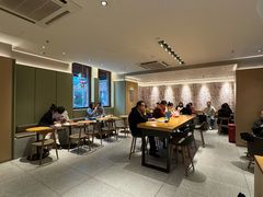 -星巴克臻选(上海中环广场2F店)
