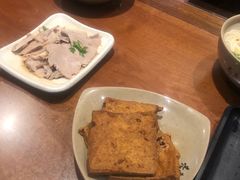 -亮亮面馆(经六路店)