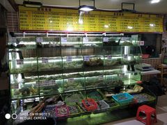 -覃记海鲜美食餐厅