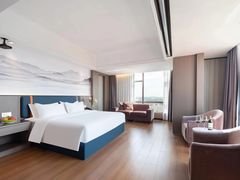 -华海酒店(茂名高铁站店)