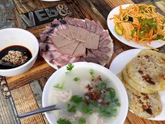 羊汤-泓源馅饼店