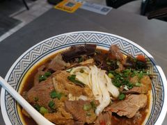 -粉吖吖·邵阳米粉(体育西路店)