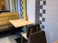 卡座-泰煌鸡·上海白斩鸡·鸡汤面(万航店)