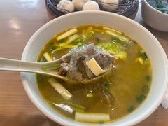 -佬钱湾仔(衣裳街店)