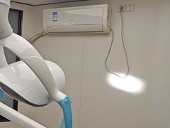 -登特口腔医院(鼓楼东街口店)