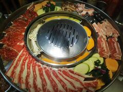 -哈哈碳都·牛肋条无限自助烤肉(台江万达店)