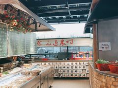 自助取餐区-湘村小灶·地道长沙菜·本地人优选(万家丽路店)