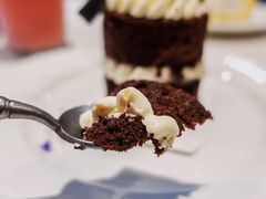 奥利奥咸奶油-思南书局·诗歌店