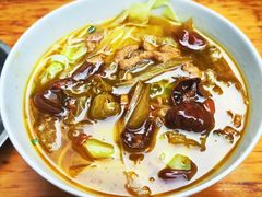 -越洋肖氏老米线(杨家坪店)