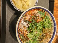 酱肉生烫牛肉米线-云阿蛮云南生烫牛肉米线(奉贤路店)