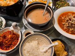 -莲餐厅·湖北菜·潜江小龙虾店(愚园路店)