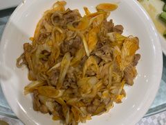 -王朝大酒店徐汇店-地面停车场