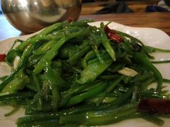 -小锅巴纳西餐厅