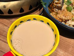 新疆奶茶-耶里夏丽·丝路新疆菜·清真食品(徐汇南丹东路臻选店)